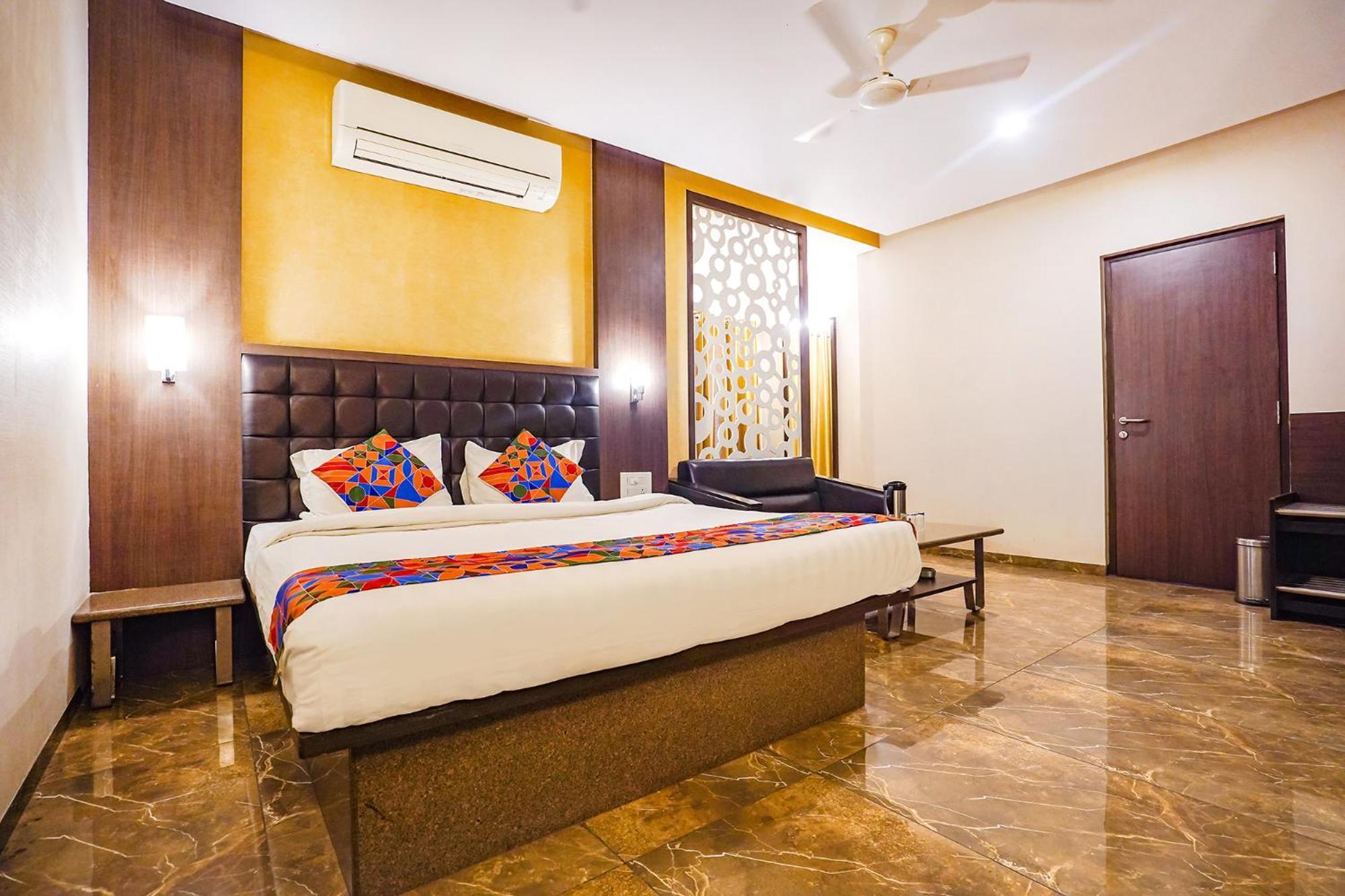 Fabhotel Jagannath - Nr Platinum Hospital, Sitabuldi 那格浦尔 外观 照片