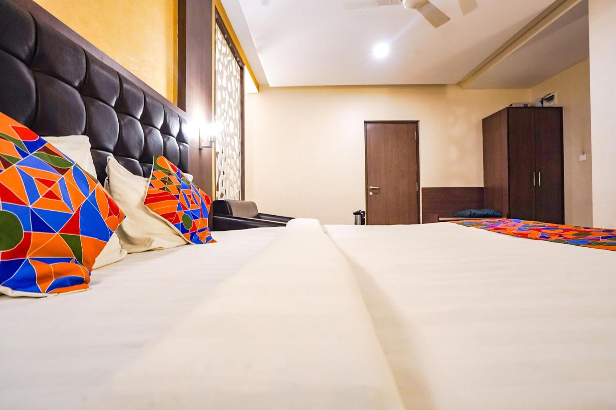 Fabhotel Jagannath - Nr Platinum Hospital, Sitabuldi 那格浦尔 外观 照片
