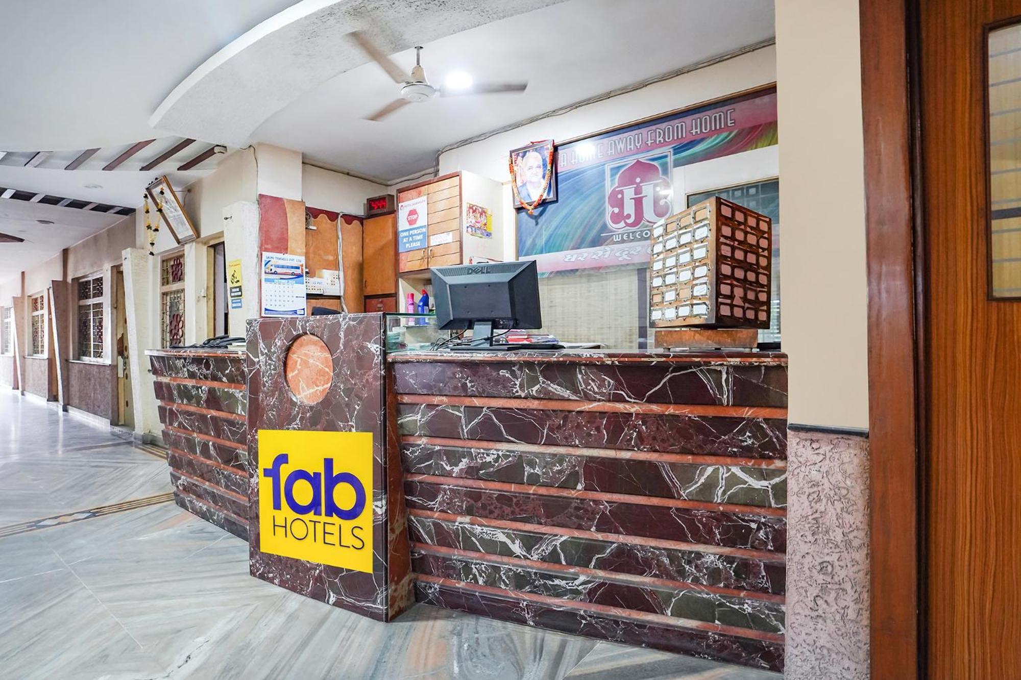 Fabhotel Jagannath - Nr Platinum Hospital, Sitabuldi 那格浦尔 外观 照片