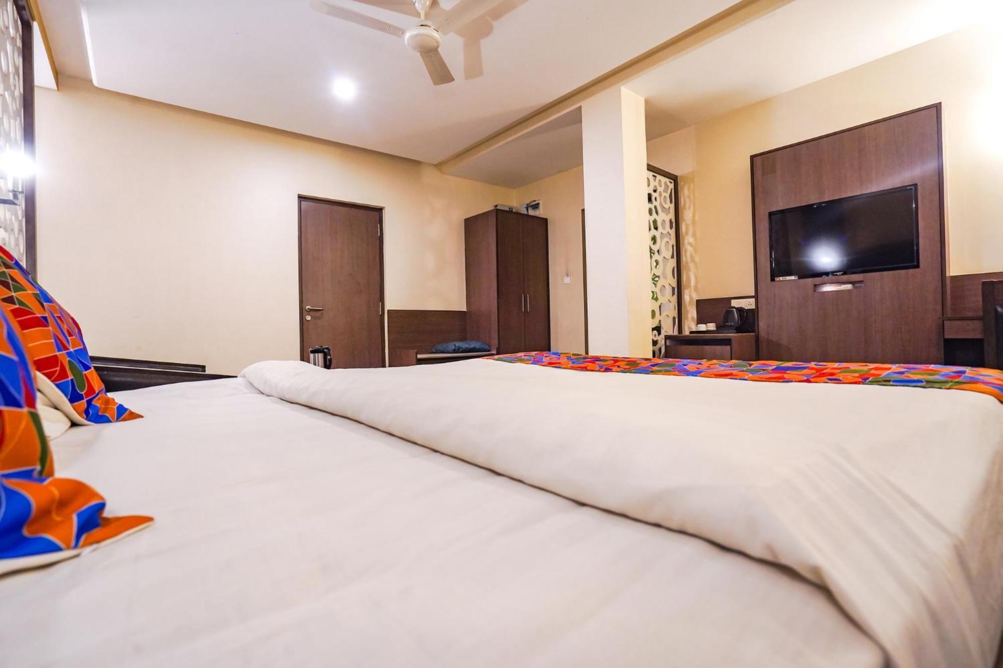 Fabhotel Jagannath - Nr Platinum Hospital, Sitabuldi 那格浦尔 外观 照片